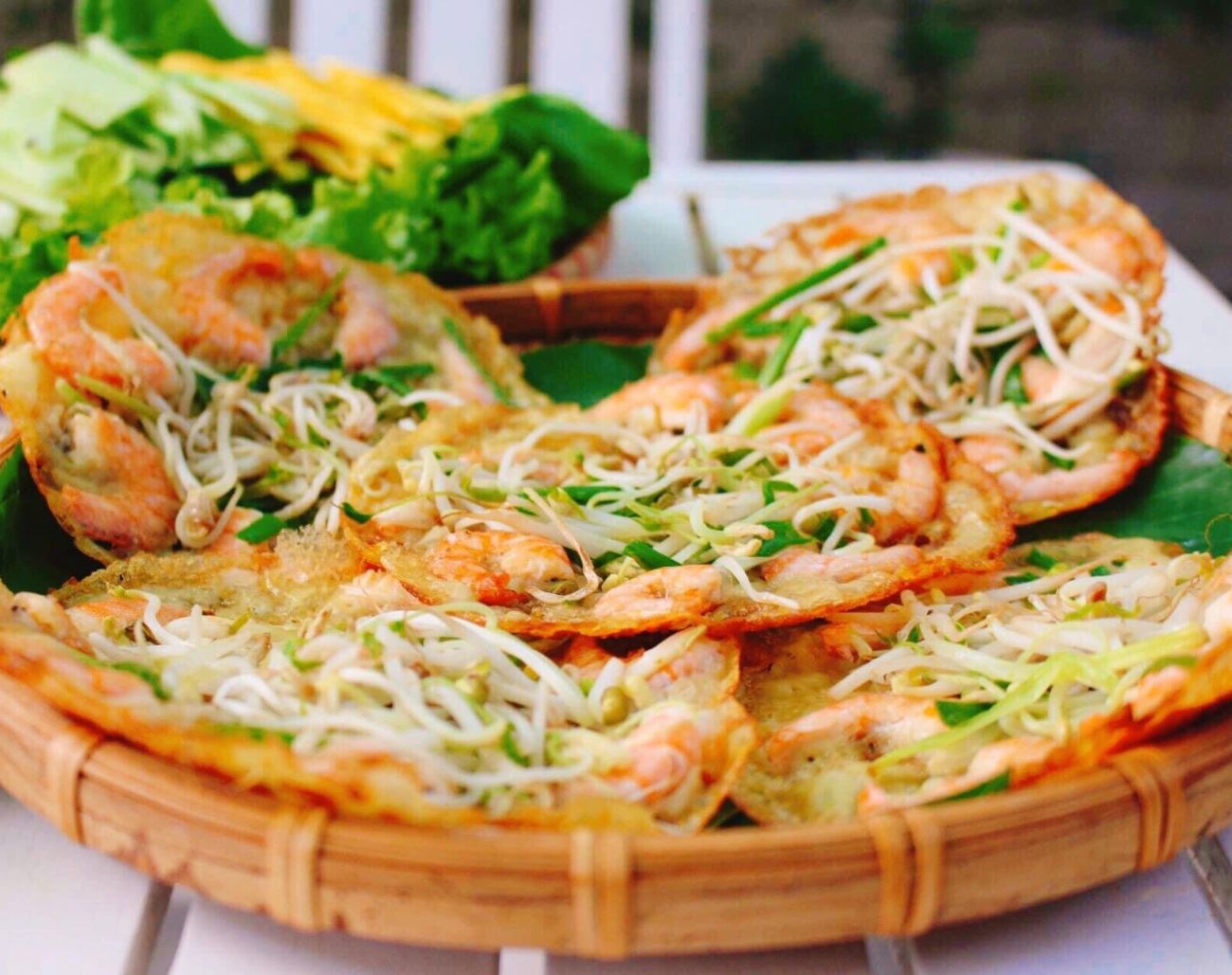 Bánh xèo tôm nhảy Mỹ Cang – Vị giòn tan giữa phố biển Quy Nhơn