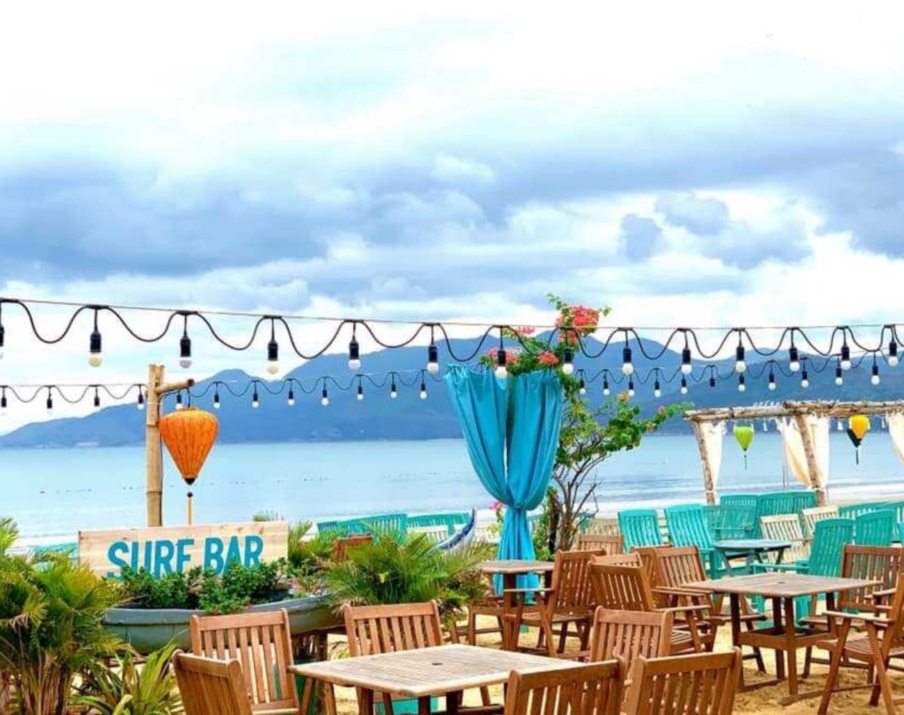Café Surf Bar – điểm đến “chill” bên bãi biển tại Quy Nhơn